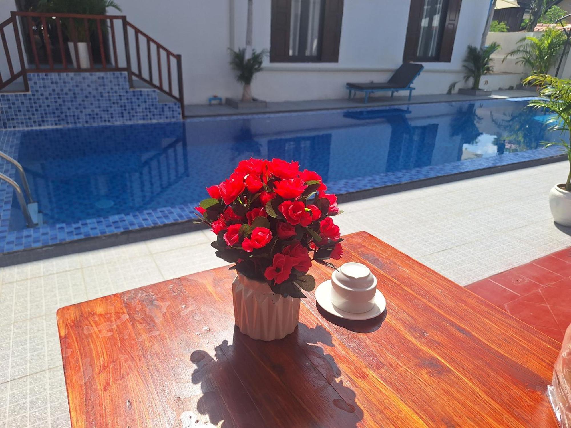 Luang Prabang Pavilion Hotel & Travel Exterior foto
